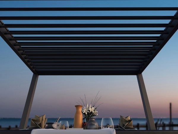 Bioklimatická pergola INTRO NEO 5,3x3 m, hliník a ocel - volně stojící